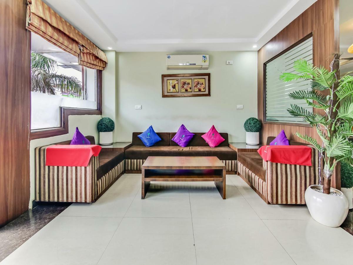 Capital O 32619 Hotel Sugar Palm Gwalior Exterior foto